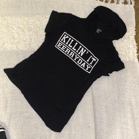 Black “killing in eeryday” Hoodie Tee - Picture 1 of 4